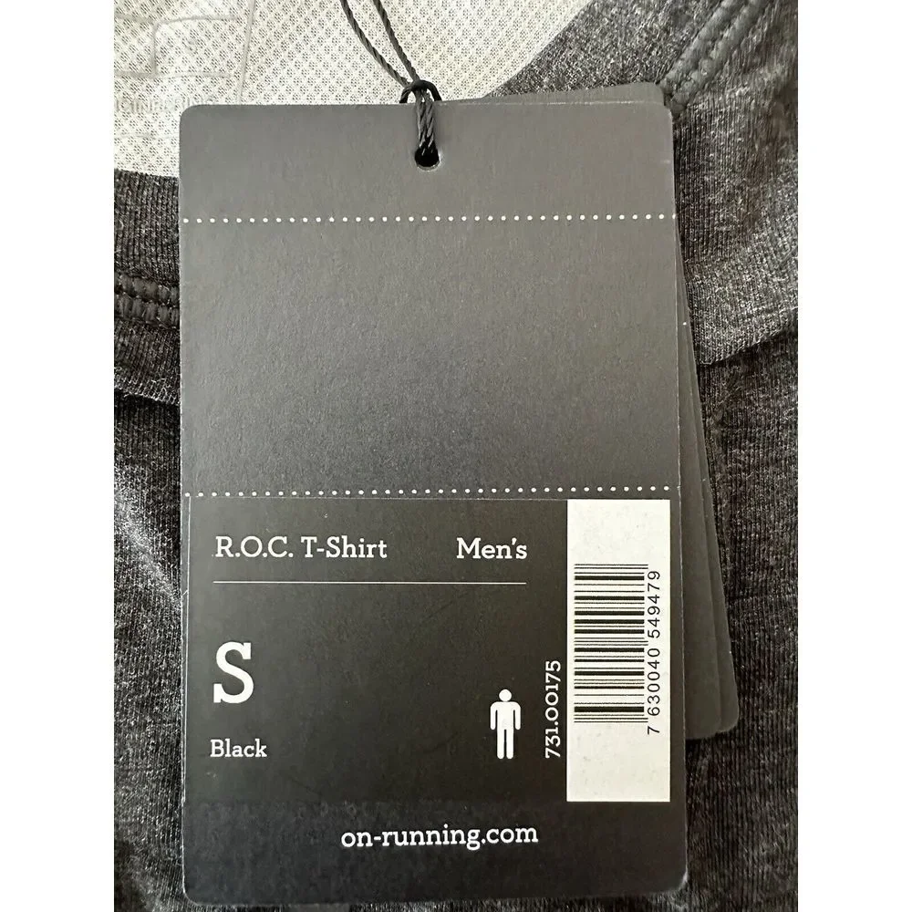 On Cloud T-Shirt R.O.C Men's Small Black Athletic Outdoor Gym Stretch NWT - Picture 3 of 10